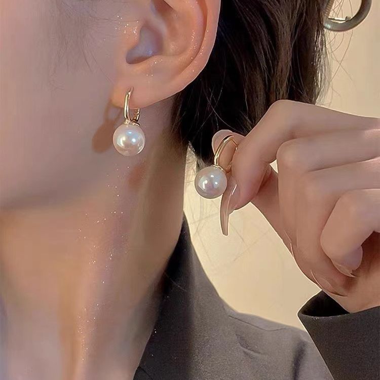 Elegante Perlen-Ohrringe